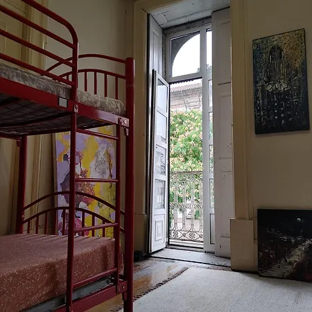 Dans L'Atelier Hostel Unidade Porta Nova-2